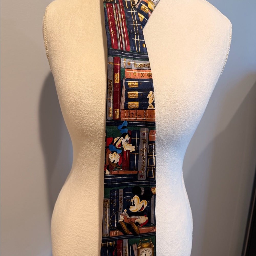 Disney Mickey Mouse and Goofy Tie